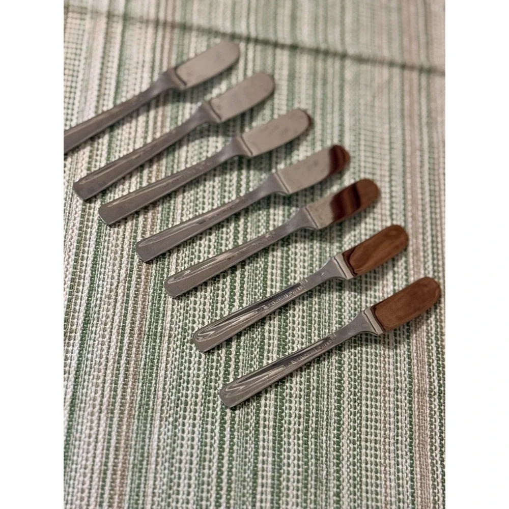 Set of 7 Vtg Helmick/Welch 18/8 Stainless Steel Butter Knives Korea Spreaders